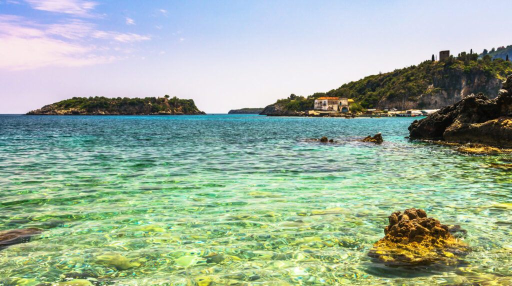 a-magical-greece-place-in-world-2024-12-09-20-57-59-utc